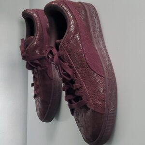 🌴 Puma Deep Burgundy Suade Athletic Shoes Size 9.5